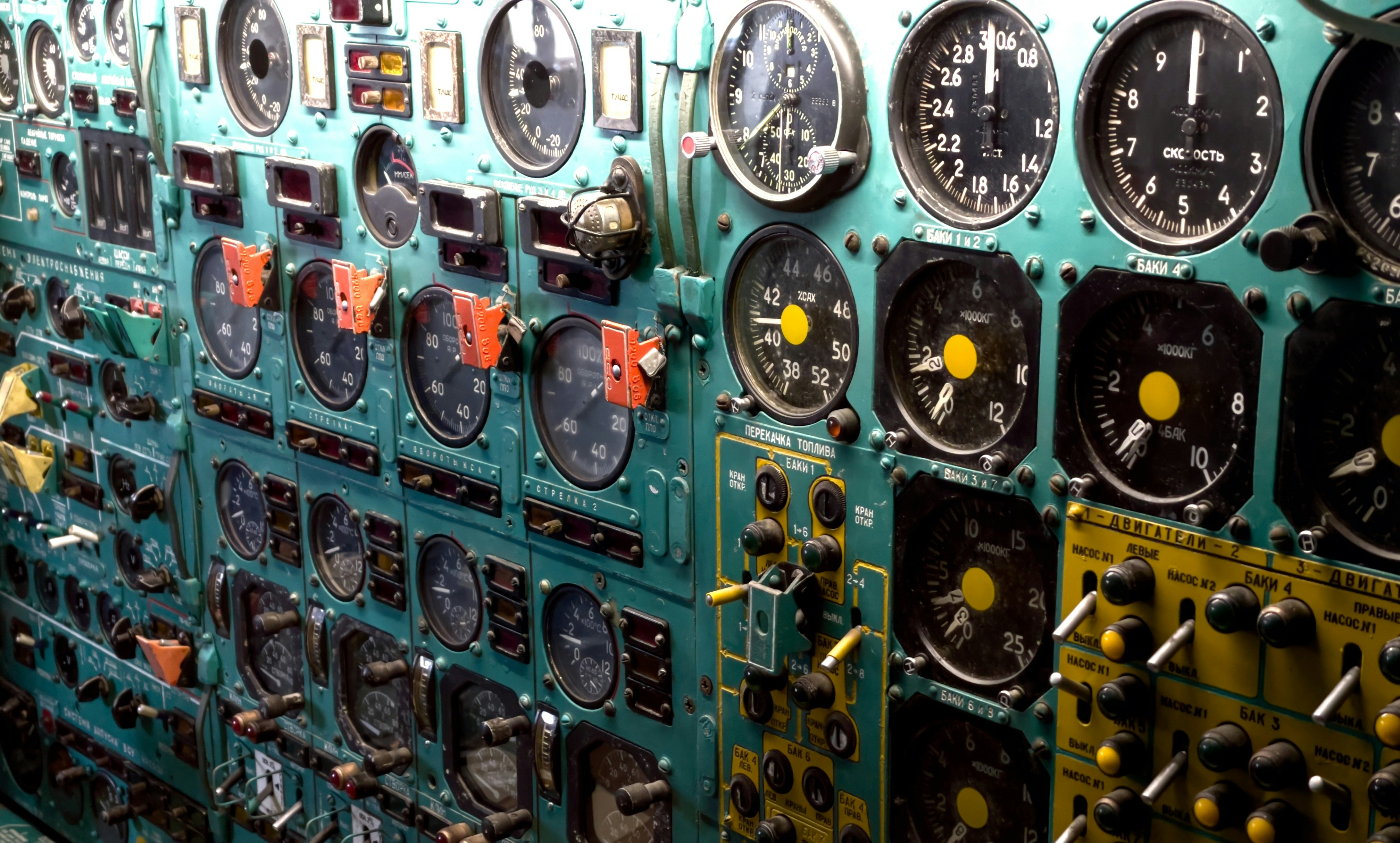 Bunch of dials